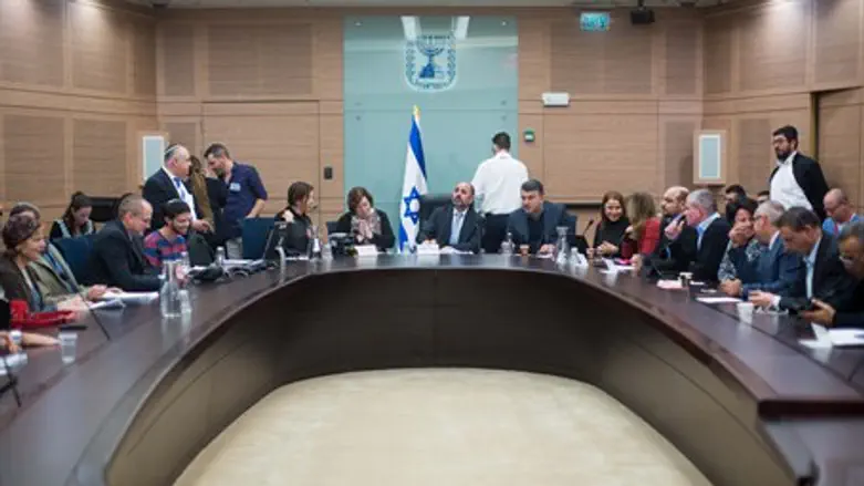 Парламентский комитет по образованию