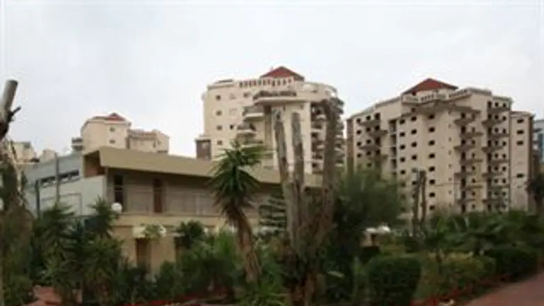 דירות בנין