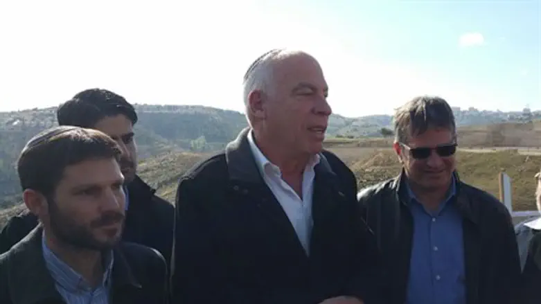 Министр Ариэль в Ие"Ша