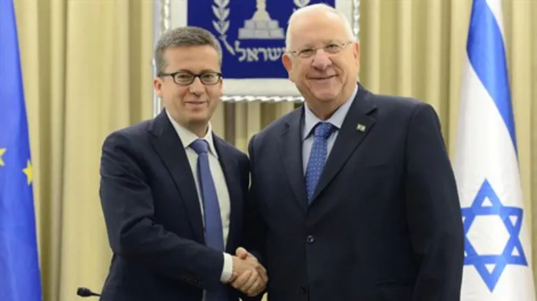 ריבלין ומואדס