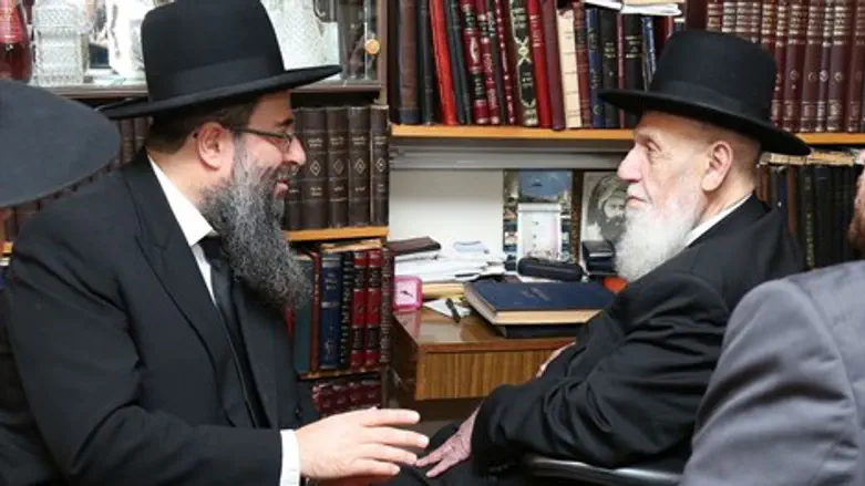 הרב בוחבוט והרב שלום כהן