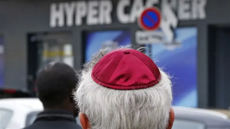 צרפת יהדות יהודים אנטישמיות היפר כשר פריז