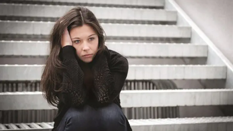 השקר גורם לנו להיות בעצבות