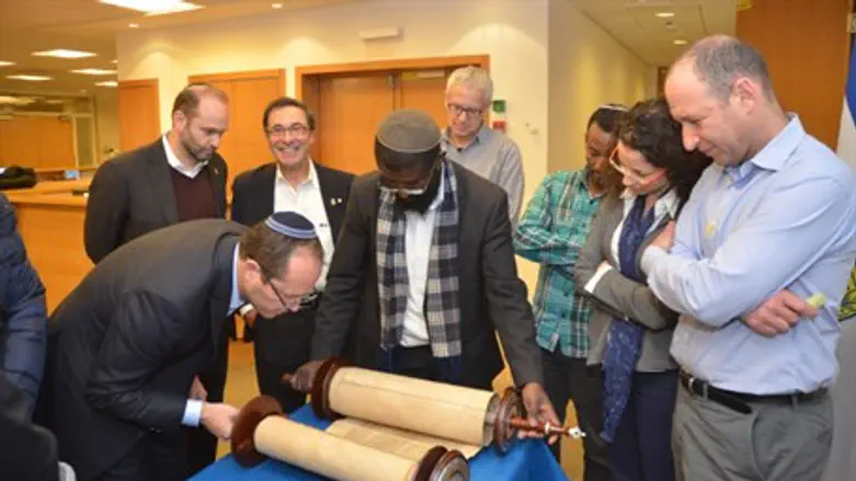 The Torah scroll that was donated, at the Jerusalem Municipality