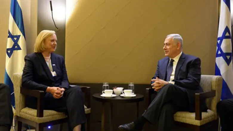 נתניהו הערב, עם מנכל"ית חברת HP בדאבוס