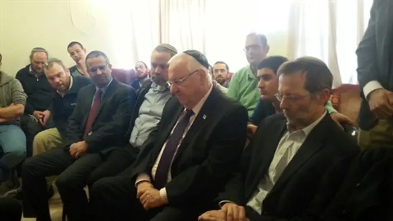 הנשיא ראובן ריבלין בניחום אבלים בעתניאל