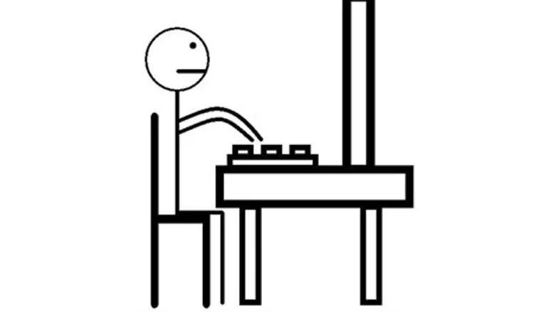 יוסף מחליף את הכיריים הבולטות בכיריים נסתרות. תהיו יוסף.