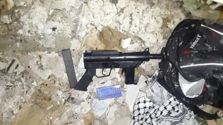 הנשק ששימש לביצוע הפיגוע ונתפס