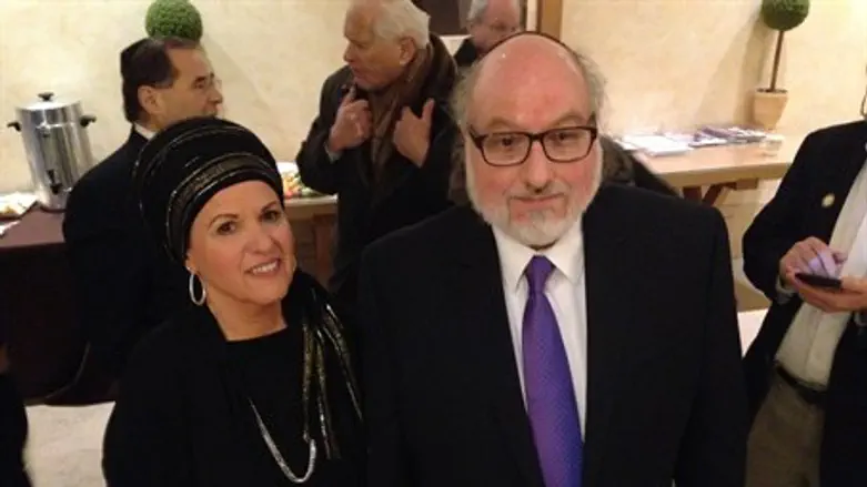 Jonathan and Esther Pollard at conference