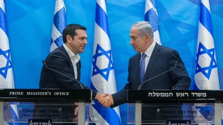 הממשלות נפגשות. נתניהו וציפראס