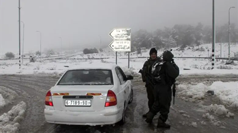 חיילים בשלג. תמונת ארכיון