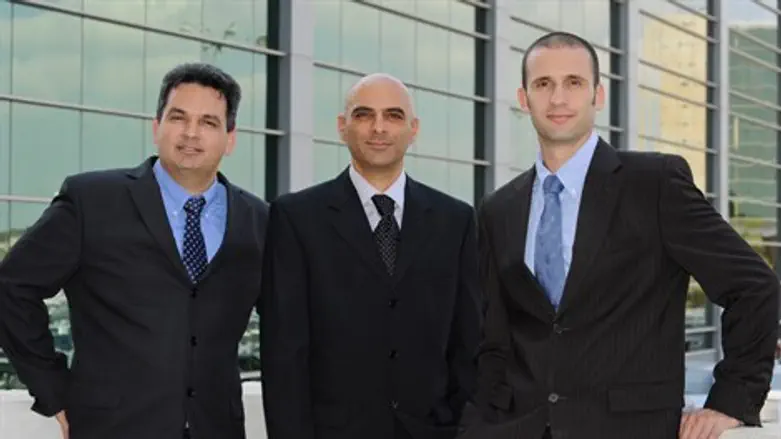 חוגגים. ערן עודד ויגאל, מייסדי 'אלטייר'