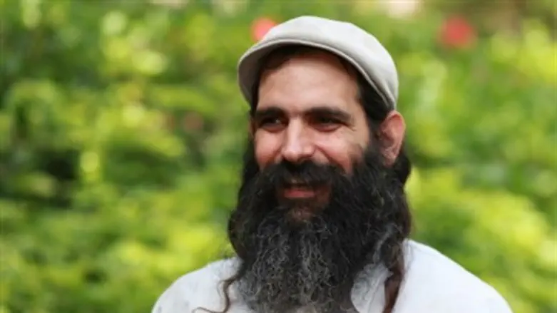 לתת ללהט כלים. הרב נועם שפירא