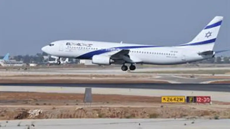 מי יממן נסיעות בני הזוג לחו"ל?