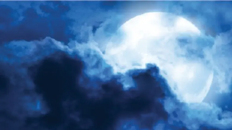 גדולה וקטנה, חשוכה ומוארת