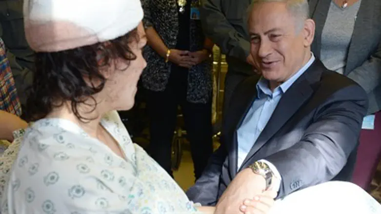 Премьер-министр и раненая пограничница