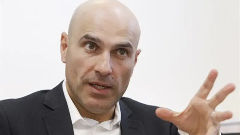 תוקף בחזרה. אפי נוה