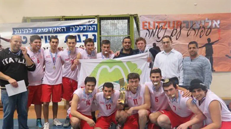 ישיבת חיספין. זוכת אליפות הישיבות בכדורסל