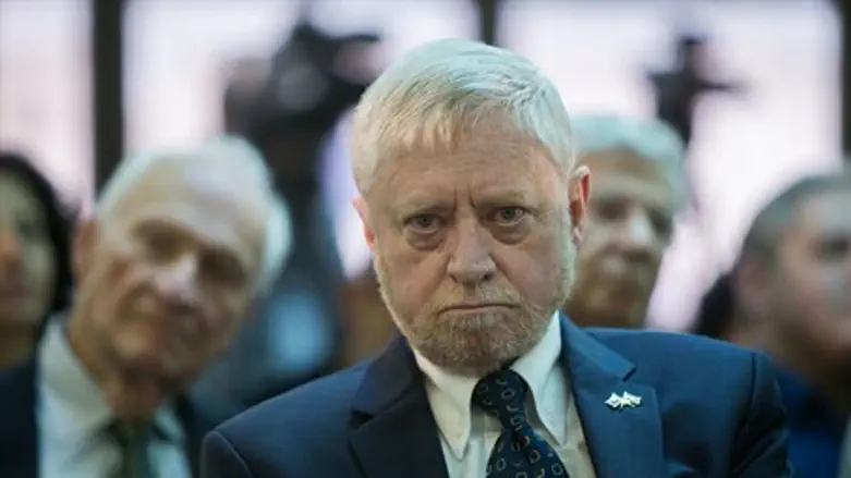 State Comptroller Yosef Shapira