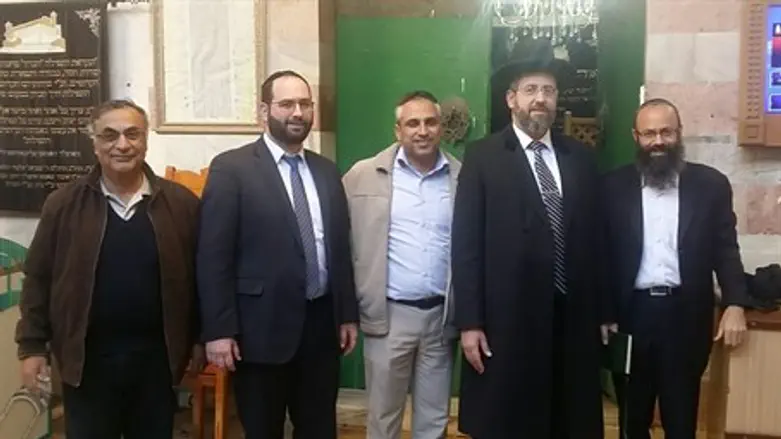 Rabbi David Lau at Cave of Machpelah