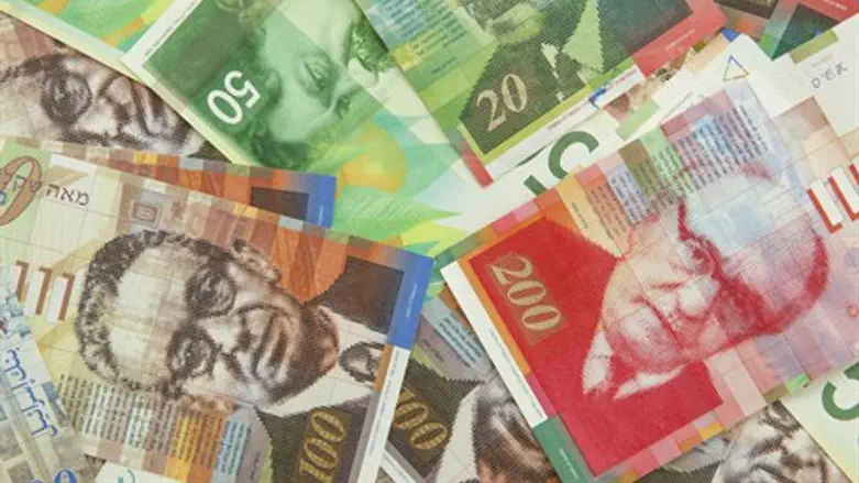 Israeli money
