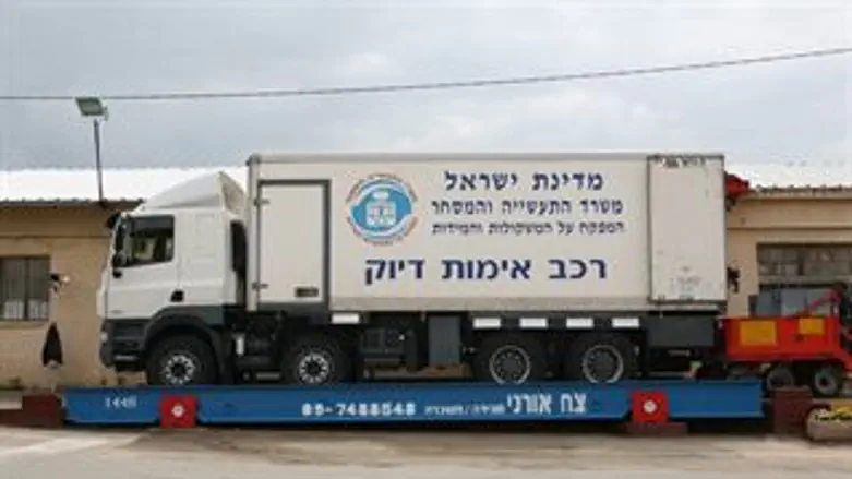 מאזני גשר לשקילת משאיות 