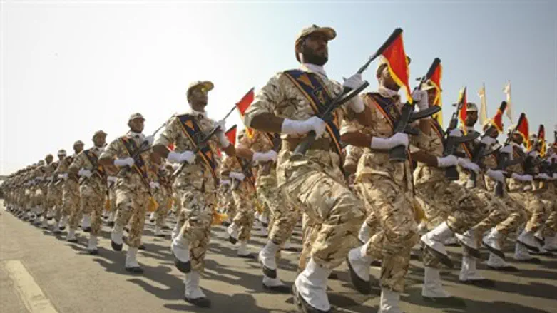 Iranian Revolutionary Guard soldiers (illustration)