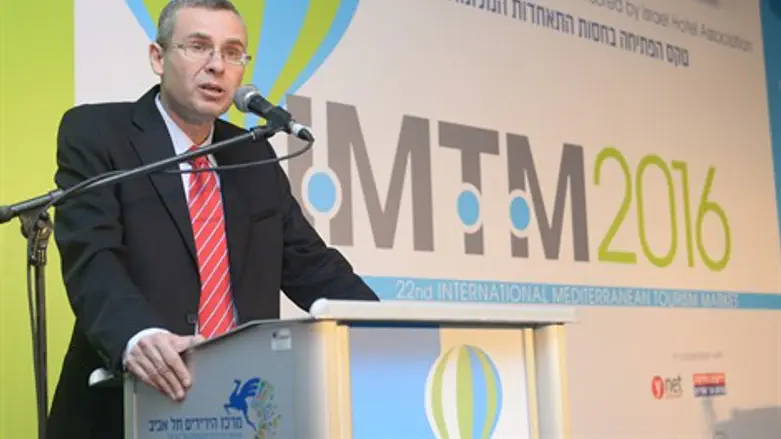 שר התיירות ביריד התיירות השנתי