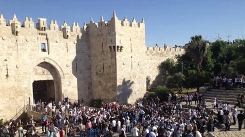 Шхемские врата. Иллюстрация