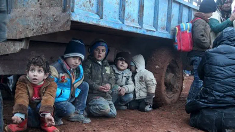 Child refugees fleeing ISIS in Syria (file(