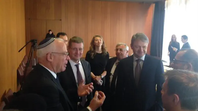 עם שר החקלאות הרוסי