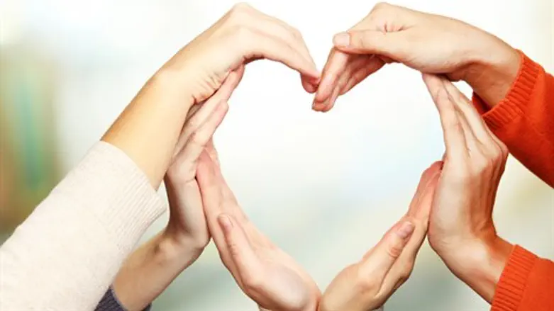 להשקיע בתוך הקשר שאנחנו בונים