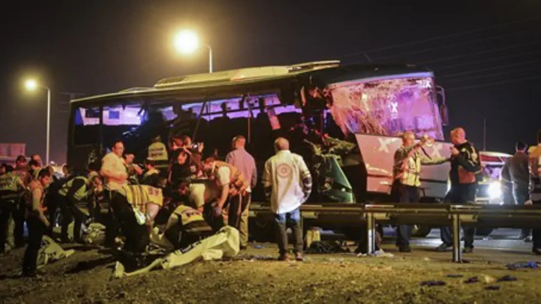 Автобус 402 маршрута после аварии