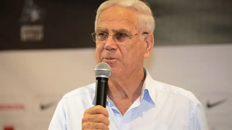 נשיא מכבי חיפה יעקב שחר