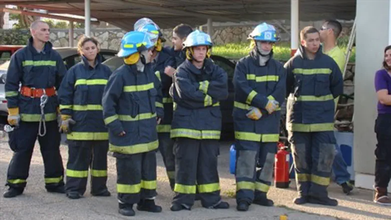 צופי אש וצוערי כבאות. חוששים מהפלסטינים
