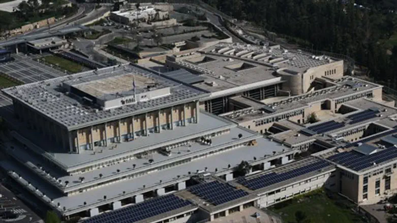 מקום לחתונה? כנסת ישראל ממעוף הציפור