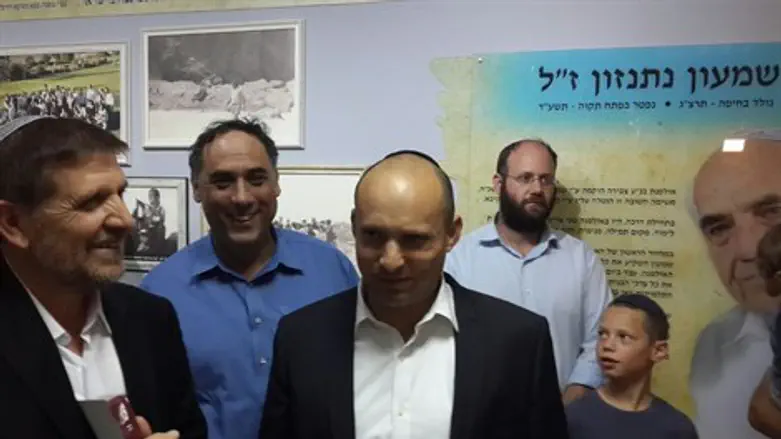 השר בנט בטקס החנוכה