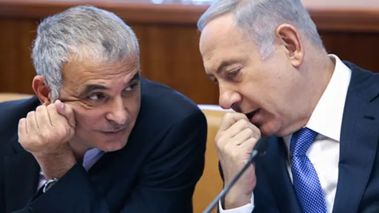 Биньямин Нетаньяху и Моше Кахлон