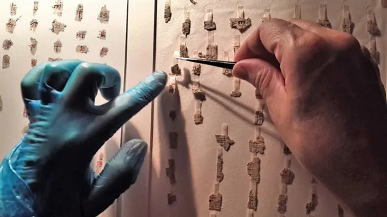 משולחן השימור אל השולחן הווירטואלי