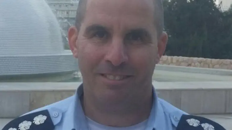 המזכיר הצבאי החדש