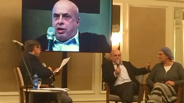 שחזור הראיון. הערב