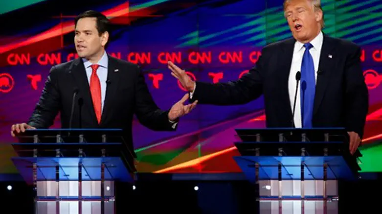 טראמפ ורוביו מתעמתים, הלילה ביוסטון