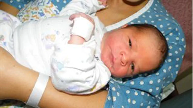 התינוק שניצל.