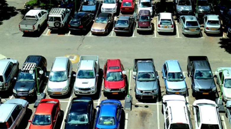 מוכרים אותי