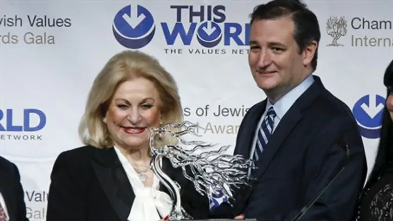 Cruz accepts Defender of Israel award in 2015
