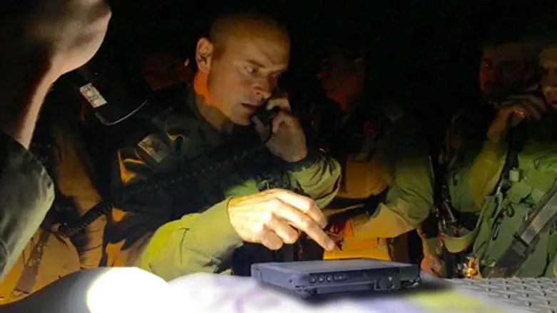 מח"ט שומרון, אל"ם שי קלפר, בזירת האירוע סמוך להר ברכה.