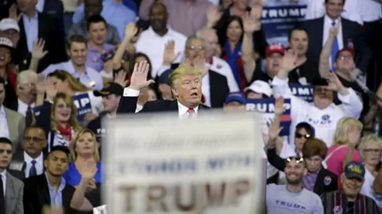 דולנד טראמפ