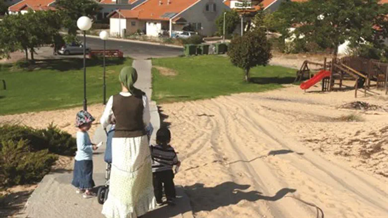 Neve Dekalin, Gush Katif (July 2005)