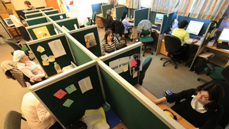 Hareidi women at work