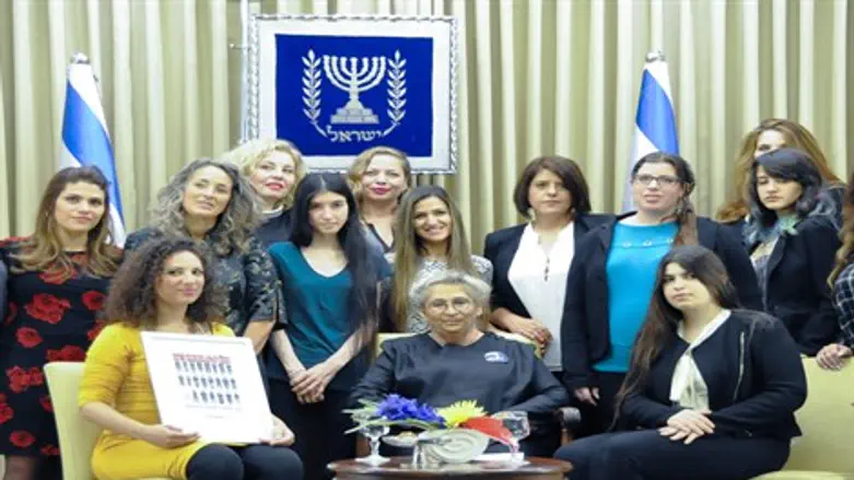 בארץ יש פי שניים נשים שעברו את גיל מאה מאשר גברים. רעיית הנשיא במפגש עם נשים לרגל יום האיש